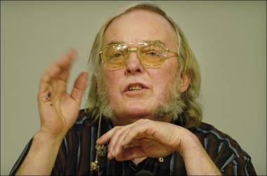 Expert ... Colin Pillinger